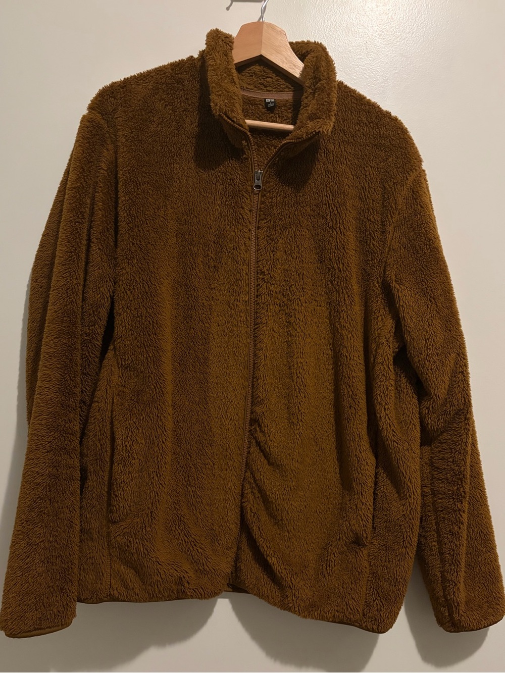 Uniqlo Men's Brown Fluffy Fleece Full-Zip Jacket - Large